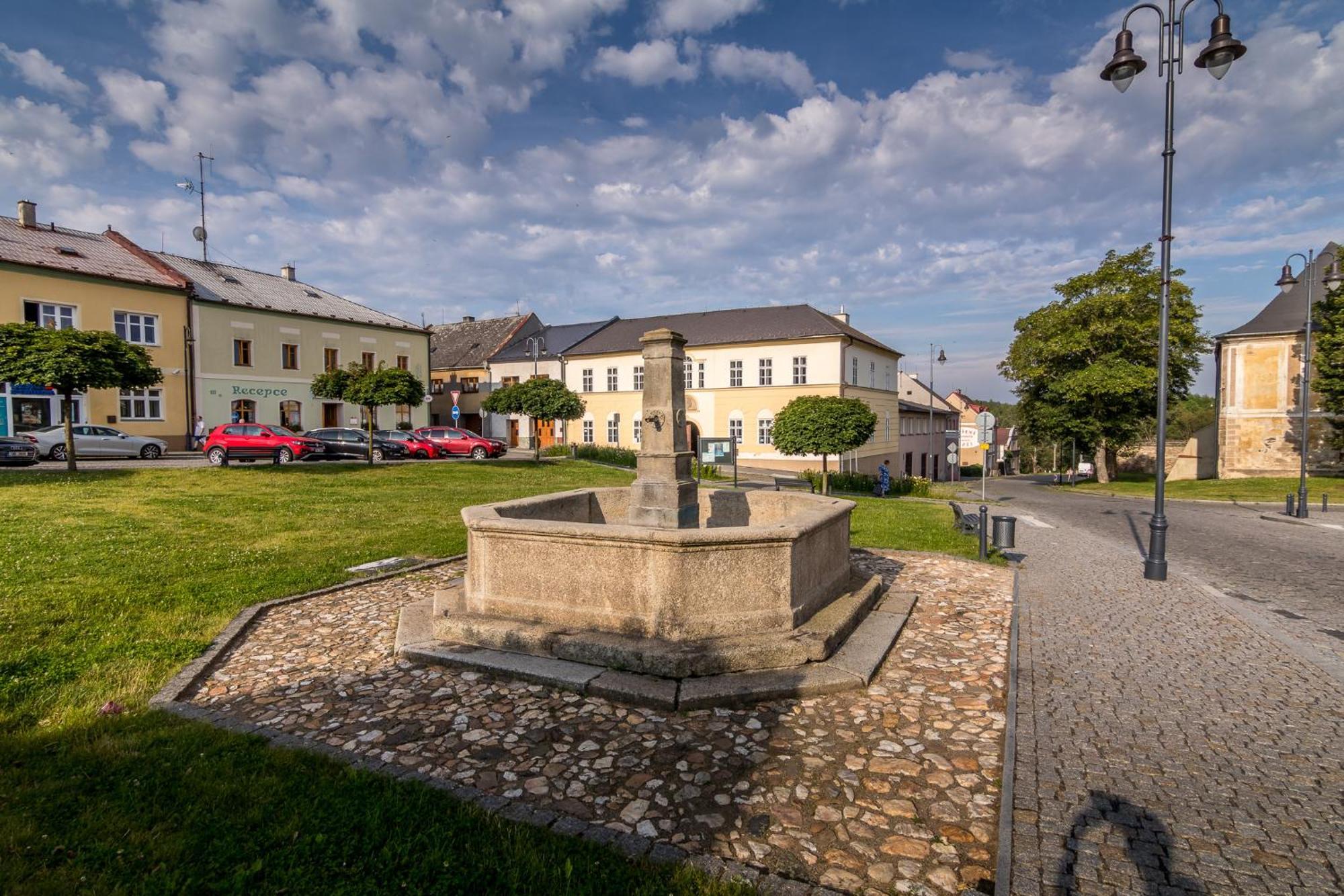 Penzion A Restaurace U Vladare Toužim Zewnętrze zdjęcie